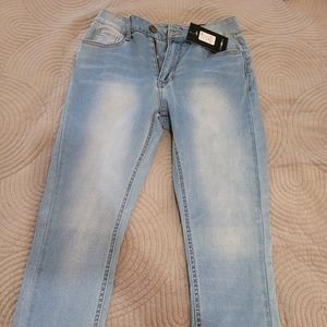 Brand new midrise skinny jeans